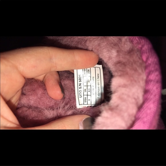 Authentic pink UGG boots - Picture 3 of 3